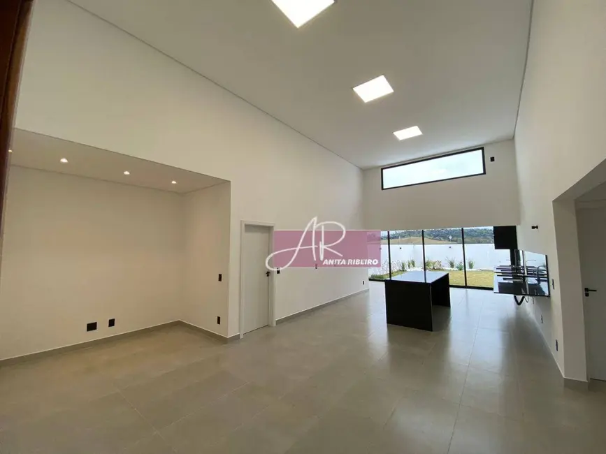 Foto 3 de Casa com 3 quartos à venda, 408m2 em Pouso Alegre - MG