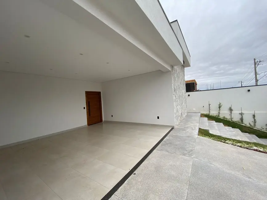 Foto 4 de Casa com 3 quartos à venda, 408m2 em Pouso Alegre - MG