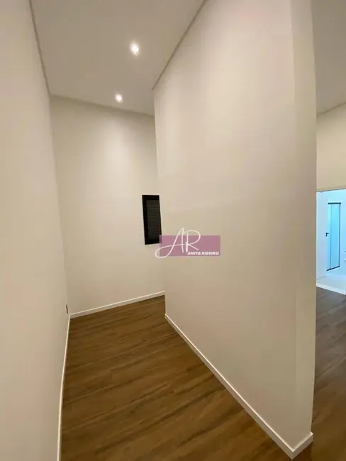 Foto 8 de Casa com 3 quartos à venda, 408m2 em Pouso Alegre - MG