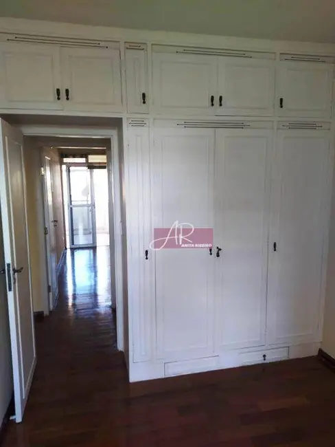 Apartamento com 3 quartos à venda, 125m2 em Centro, Pouso Alegre - MG - imagem 8 Foto 8 de Apartamento com 3 quartos à venda, 125m2 em Centro, Pouso Alegre - MG