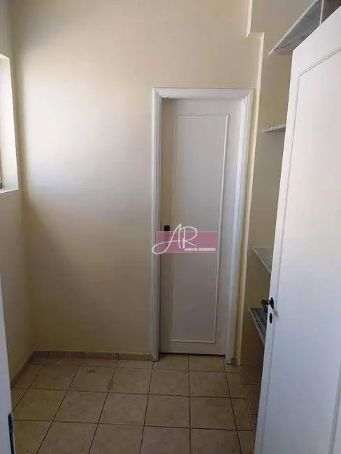 Apartamento com 3 quartos à venda, 125m2 em Centro, Pouso Alegre - MG - imagem 4 Foto 4 de Apartamento com 3 quartos à venda, 125m2 em Centro, Pouso Alegre - MG