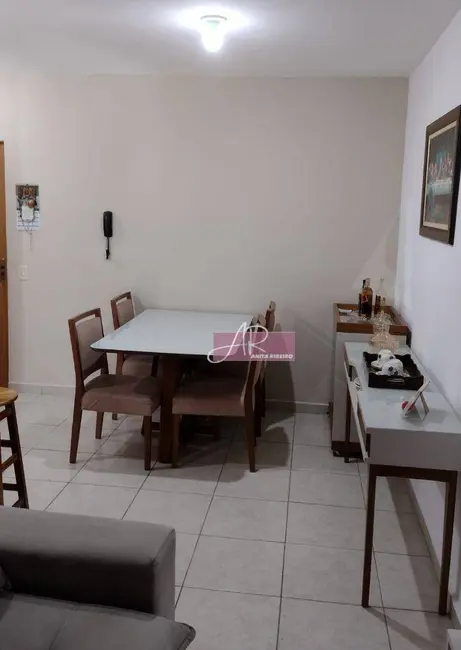 Foto 2 de Apartamento com 2 quartos à venda, 49m2 em Faisqueira, Pouso Alegre - MG
