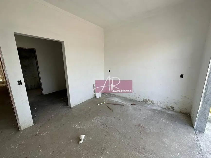 Foto 4 de Casa com 3 quartos à venda, 300m2 em Pouso Alegre - MG