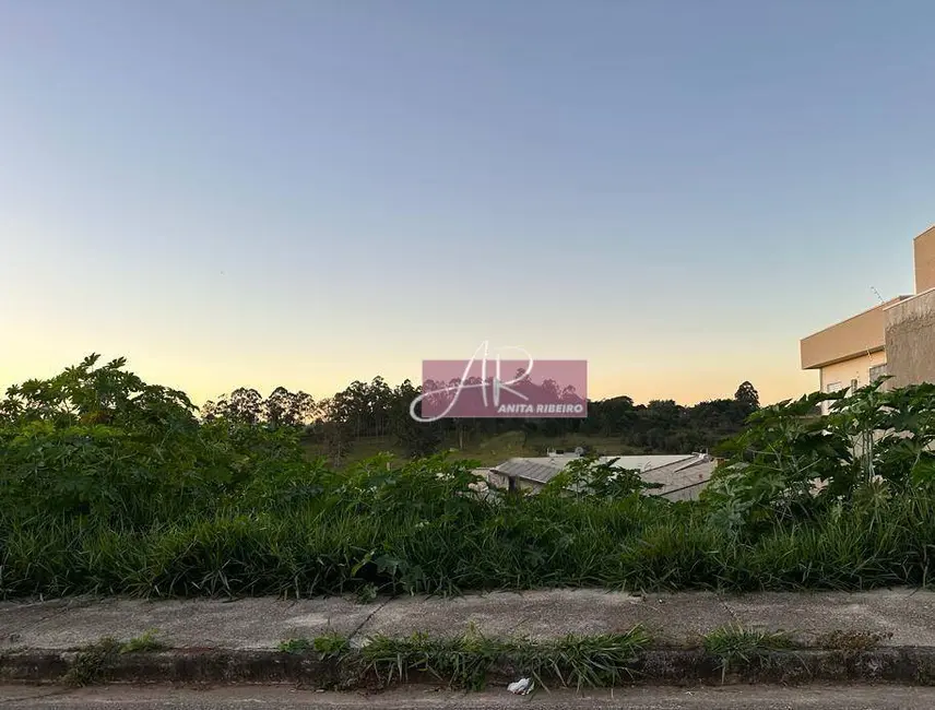 Foto 1 de Terreno / Lote à venda, 300m2 em Cidade Vergani, Pouso Alegre - MG