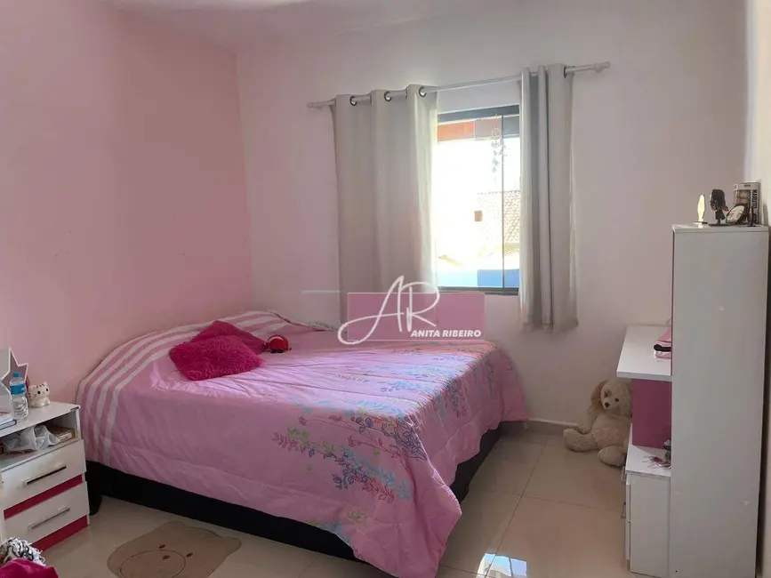 Foto 9 de Casa com 4 quartos à venda, 240m2 em Pouso Alegre - MG