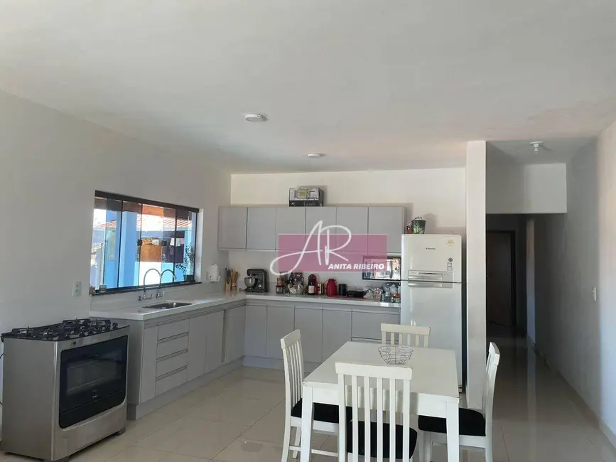 Foto 5 de Casa com 4 quartos à venda, 240m2 em Pouso Alegre - MG