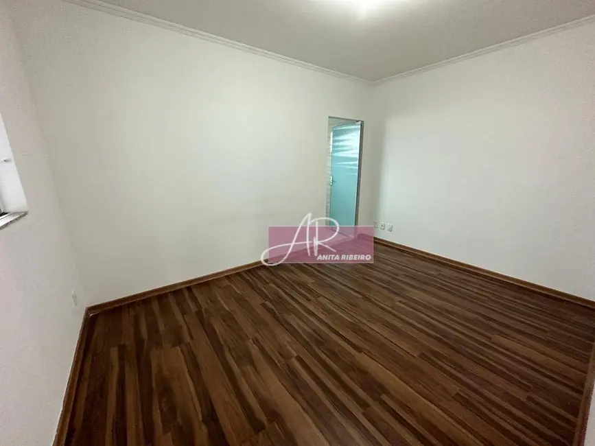 Foto 6 de Casa com 3 quartos à venda, 200m2 em Pouso Alegre - MG