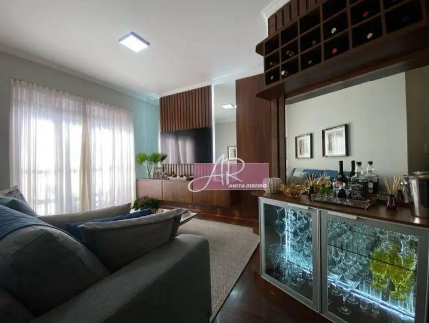 Apartamento com 3 quartos à venda, 120m2 em Centro, Pouso Alegre - MG - imagem 3 Foto 3 de Apartamento com 3 quartos à venda, 120m2 em Centro, Pouso Alegre - MG