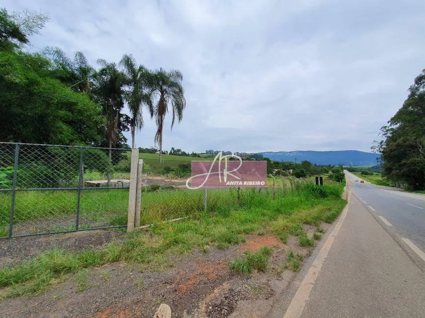 Foto 1 de Terreno / Lote à venda, 6653m2 em Congonhal - MG