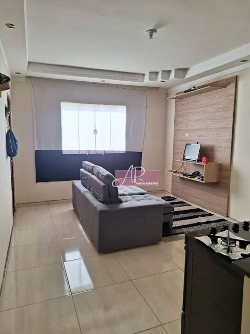 Foto 2 de Apartamento com 2 quartos à venda, 65m2 em Bela Itália, Pouso Alegre - MG