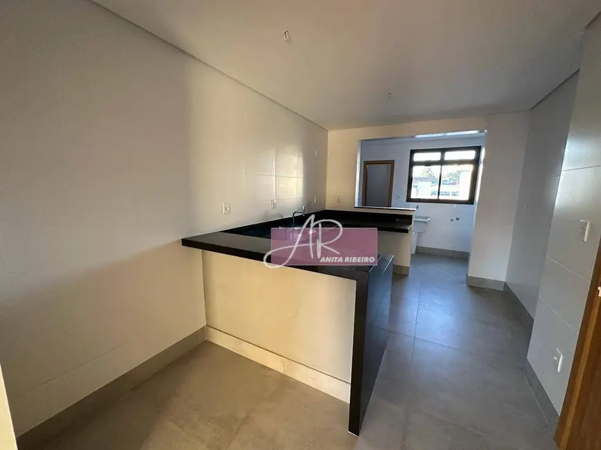 Apartamento com 3 quartos à venda, 124m2 em Primavera, Pouso Alegre - MG - imagem 4 Foto 4 de Apartamento com 3 quartos à venda, 124m2 em Primavera, Pouso Alegre - MG