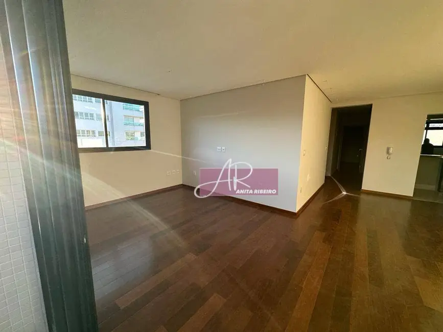 Apartamento com 3 quartos à venda, 124m2 em Primavera, Pouso Alegre - MG - imagem 3 Foto 3 de Apartamento com 3 quartos à venda, 124m2 em Primavera, Pouso Alegre - MG