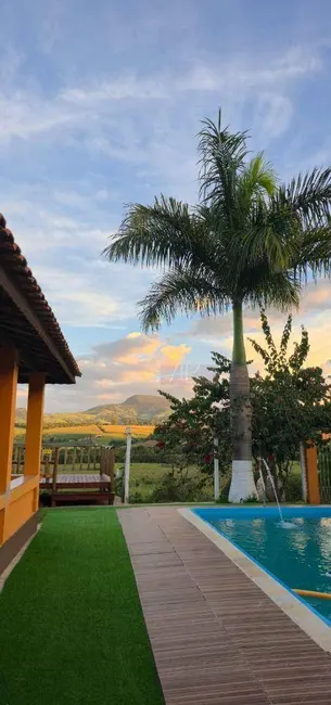 Foto 6 de Chácara com 4 quartos à venda, 1557m2 em Pouso Alegre - MG