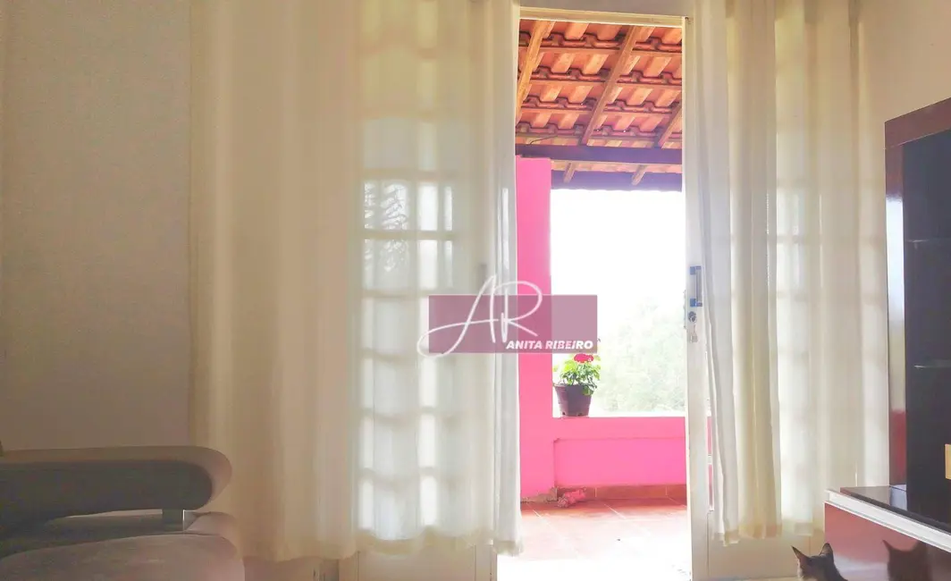 Chácara com 4 quartos à venda, 3118m2 em Pouso Alegre - MG - imagem 2 Foto 2 de Chácara com 4 quartos à venda, 3118m2 em Pouso Alegre - MG