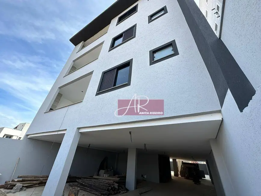 Foto 1 de Apartamento com 3 quartos à venda, 95m2 em Pouso Alegre - MG