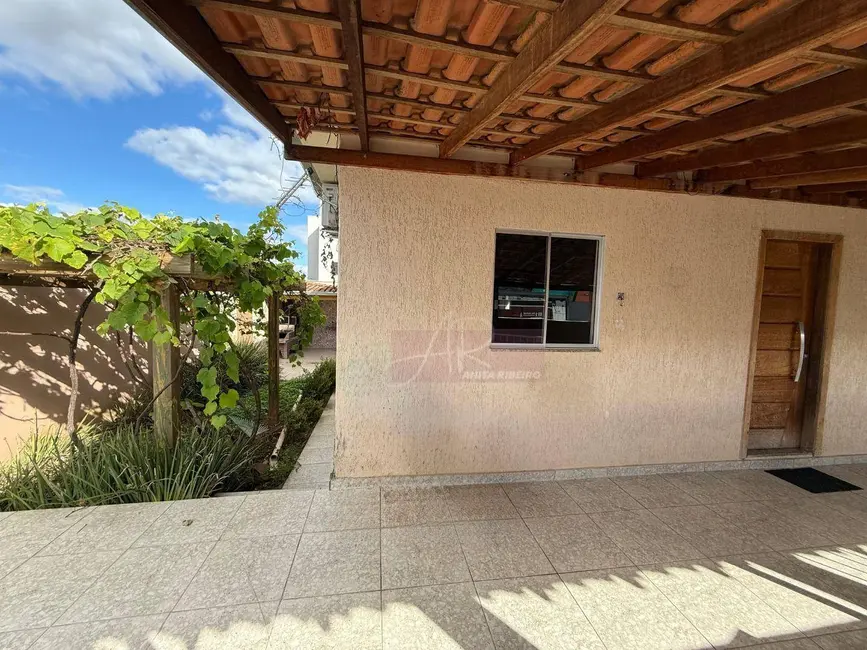 Casa com 2 quartos à venda, 233m2 em Residencial Parque dos Fontes, Pouso Alegre - MG - imagem 1 Foto 1 de Casa com 2 quartos à venda, 233m2 em Residencial Parque dos Fontes, Pouso Alegre - MG