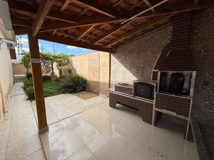Casa com 2 quartos à venda, 233m2 em Residencial Parque dos Fontes, Pouso Alegre - MG - imagem 2 Foto 2 de Casa com 2 quartos à venda, 233m2 em Residencial Parque dos Fontes, Pouso Alegre - MG