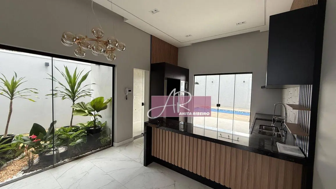 Casa com 4 quartos à venda, 350m2 em Pouso Alegre - MG - imagem 5 Foto 5 de Casa com 4 quartos à venda, 350m2 em Pouso Alegre - MG