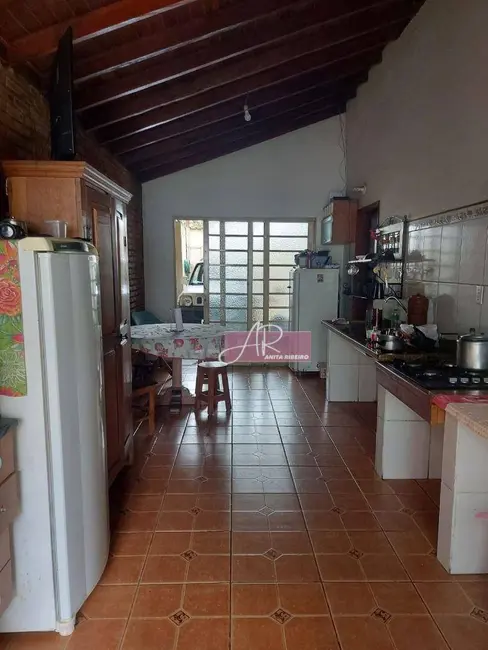 Foto 2 de Casa com 3 quartos à venda, 300m2 em Pouso Alegre - MG