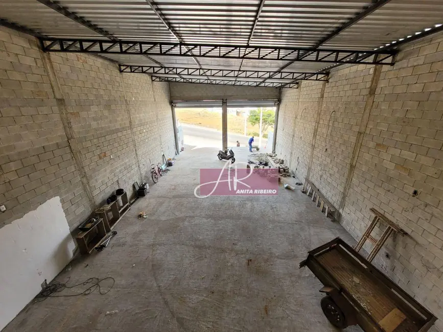 Armazém / Galpão à venda, 250m2 em Parque Real, Pouso Alegre - MG - imagem 3 Foto 3 de Armazém / Galpão à venda, 250m2 em Parque Real, Pouso Alegre - MG