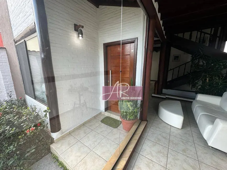 Foto 4 de Casa com 4 quartos à venda, 358m2 em Pouso Alegre - MG