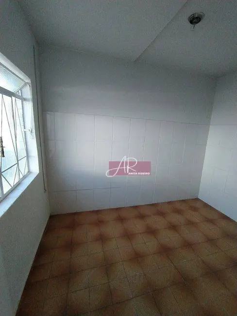 Casa com 5 quartos à venda, 200m2 em Santo Antônio, Pouso Alegre - MG - imagem 6 Foto 6 de Casa com 5 quartos à venda, 200m2 em Santo Antônio, Pouso Alegre - MG