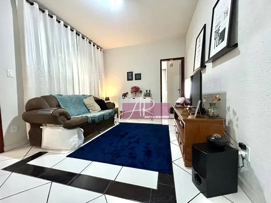 Foto 1 de Casa com 3 quartos à venda, 100m2 em Boa Vista, Pouso Alegre - MG