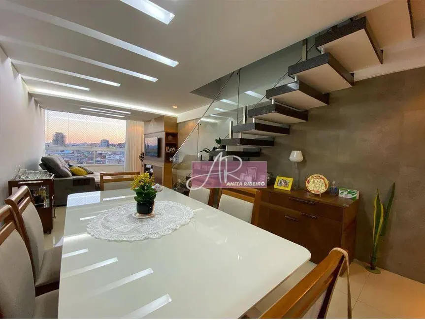 Apartamento com 4 quartos à venda, 270m2 em Centro, Pouso Alegre - MG - imagem 3 Foto 3 de Apartamento com 4 quartos à venda, 270m2 em Centro, Pouso Alegre - MG