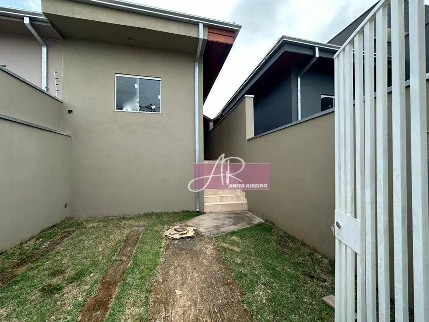 Foto 1 de Casa com 2 quartos à venda, 100m2 em Parque Real, Pouso Alegre - MG