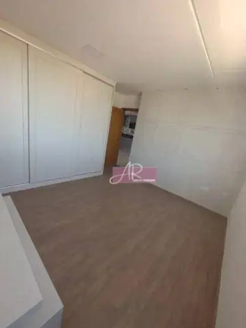 Apartamento com 3 quartos à venda, 150m2 em Pouso Alegre - MG - imagem 8 Foto 8 de Apartamento com 3 quartos à venda, 150m2 em Pouso Alegre - MG