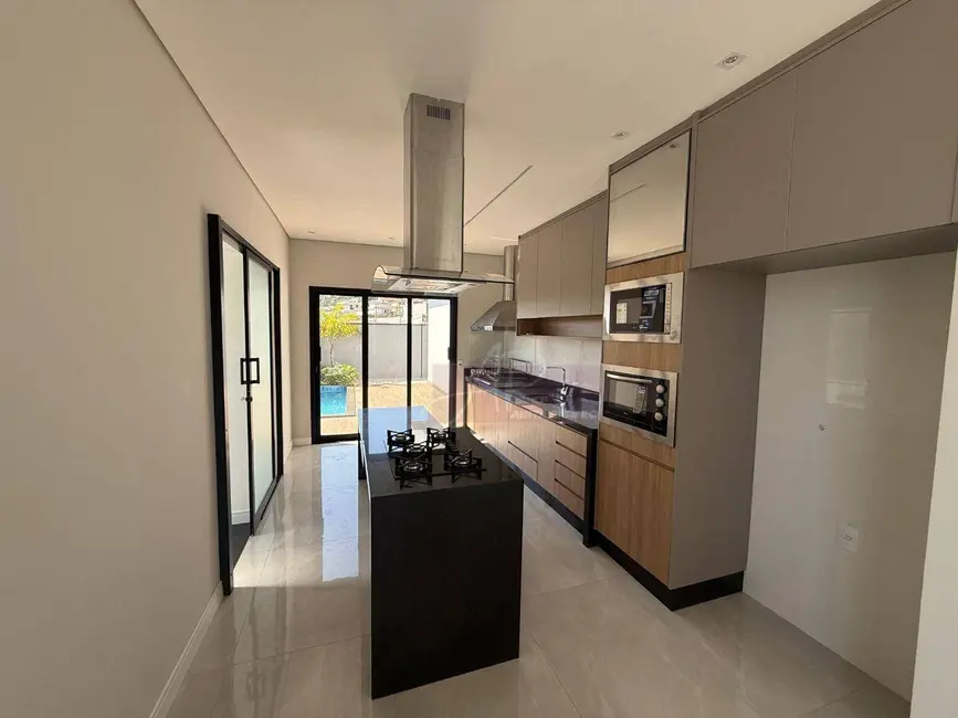 Casa de Condomínio com 3 quartos à venda, 300m2 em Pouso Alegre - MG - imagem 5 Foto 5 de Casa de Condomínio com 3 quartos à venda, 300m2 em Pouso Alegre - MG