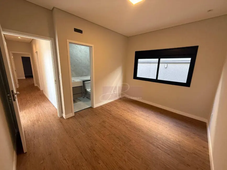 Casa de Condomínio com 3 quartos à venda, 300m2 em Pouso Alegre - MG - imagem 8 Foto 8 de Casa de Condomínio com 3 quartos à venda, 300m2 em Pouso Alegre - MG
