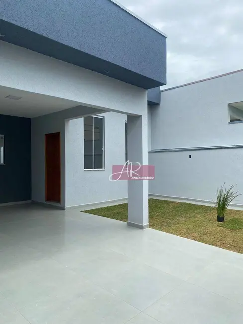Foto 2 de Casa com 3 quartos à venda, 200m2 em Parque Real, Pouso Alegre - MG