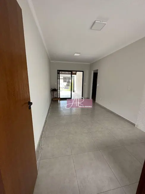 Foto 2 de Casa com 2 quartos à venda, 103m2 em Parque Real, Pouso Alegre - MG
