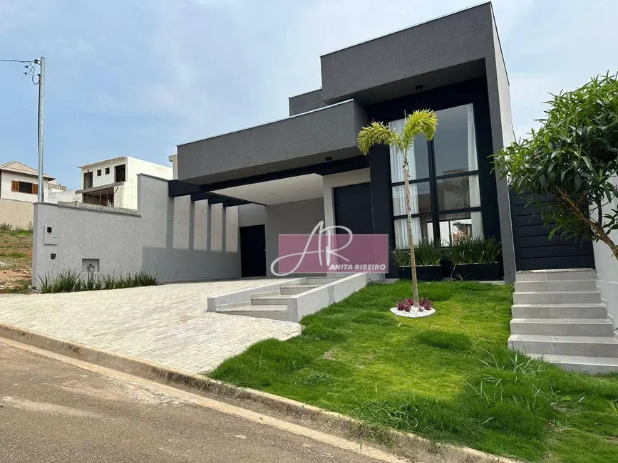 Foto 1 de Casa de Condomínio com 3 quartos à venda, 300m2 em Belo Horizonte, Pouso Alegre - MG