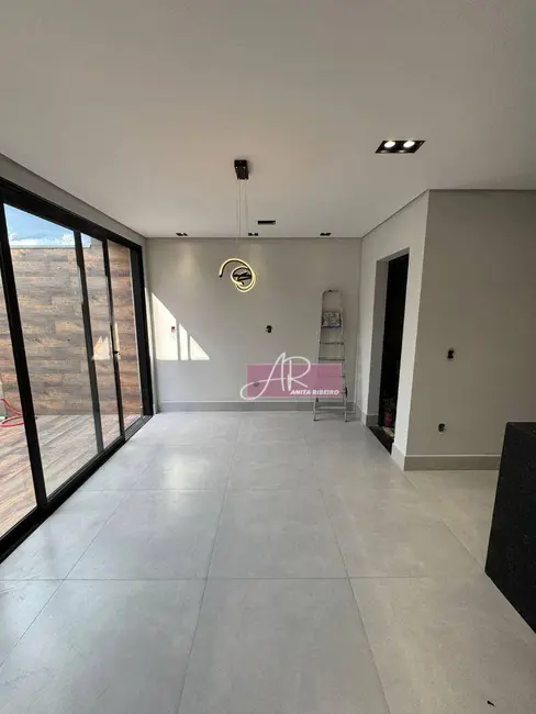 Foto 9 de Casa com 3 quartos à venda, 300m2 em Pouso Alegre - MG