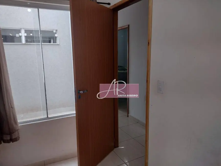 Apartamento com 2 quartos à venda, 70m2 em Centro, Pouso Alegre - MG - imagem 5 Foto 5 de Apartamento com 2 quartos à venda, 70m2 em Centro, Pouso Alegre - MG