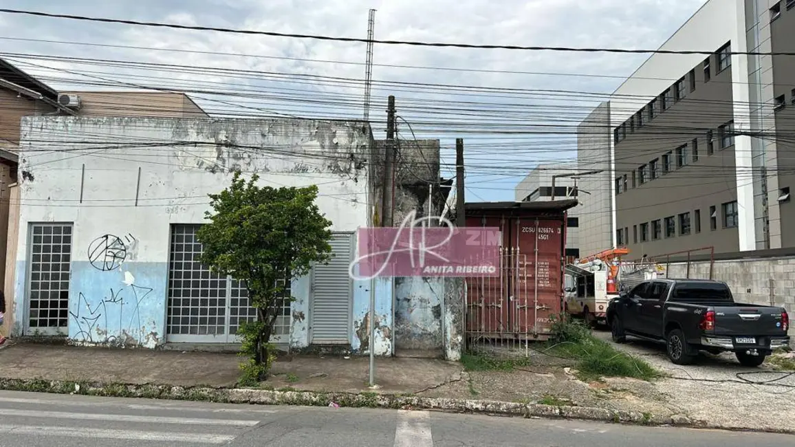 Foto 1 de Terreno / Lote à venda, 562m2 em Pouso Alegre - MG