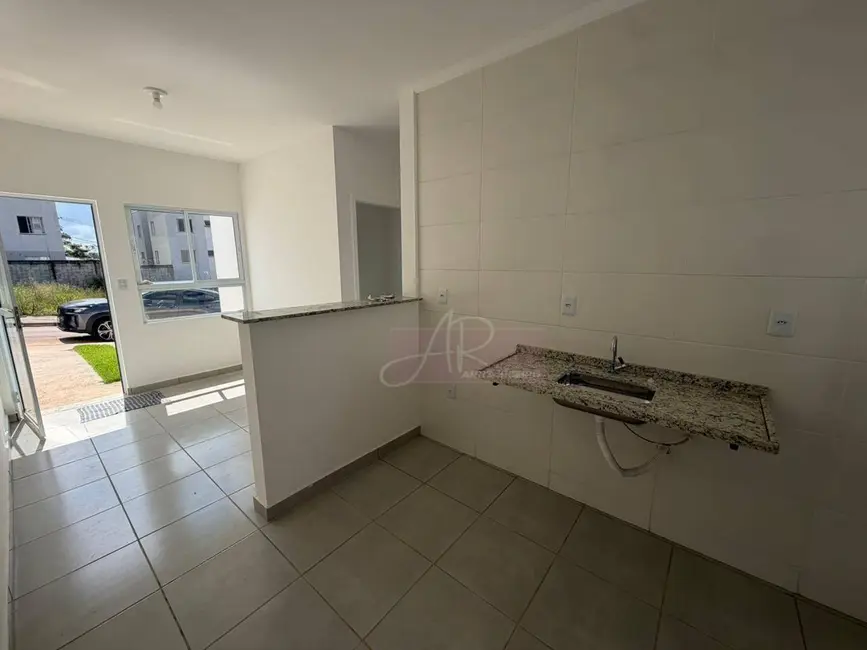 Foto 4 de Casa com 2 quartos à venda, 125m2 em Cidade Jardim, Pouso Alegre - MG