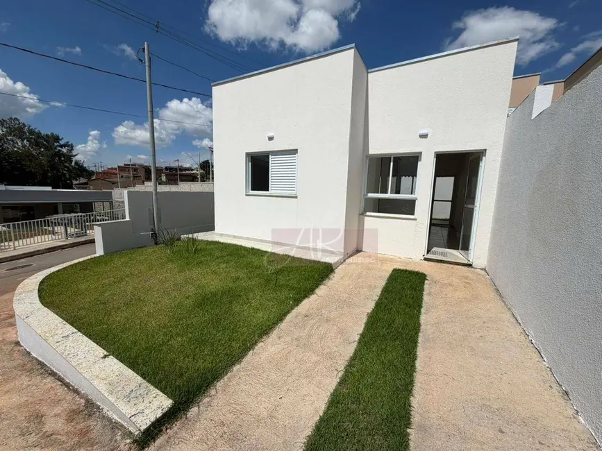 Foto 1 de Casa com 2 quartos à venda, 125m2 em Cidade Jardim, Pouso Alegre - MG