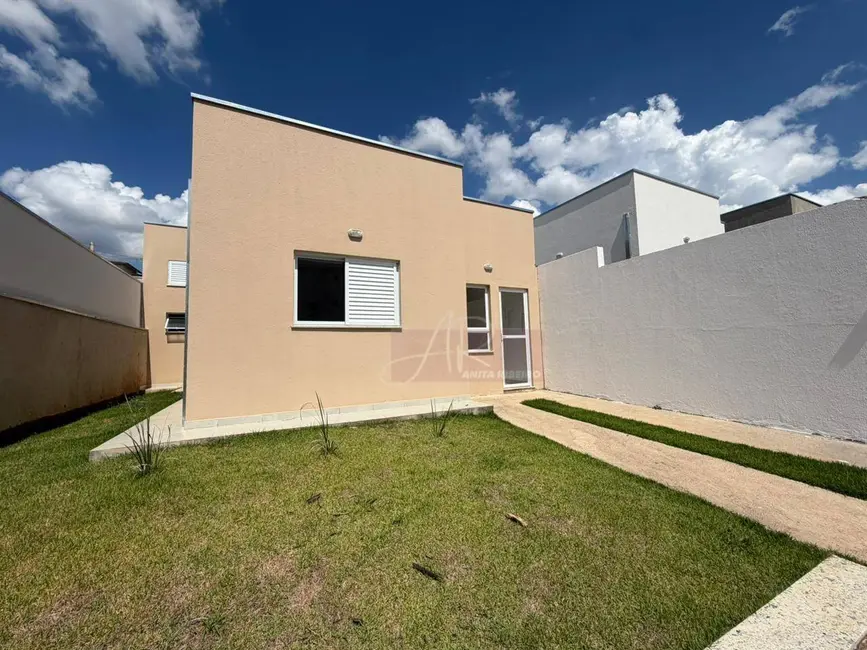 Casa com 3 quartos à venda, 167m2 em Cidade Jardim, Pouso Alegre - MG - imagem 1 Foto 1 de Casa com 3 quartos à venda, 167m2 em Cidade Jardim, Pouso Alegre - MG