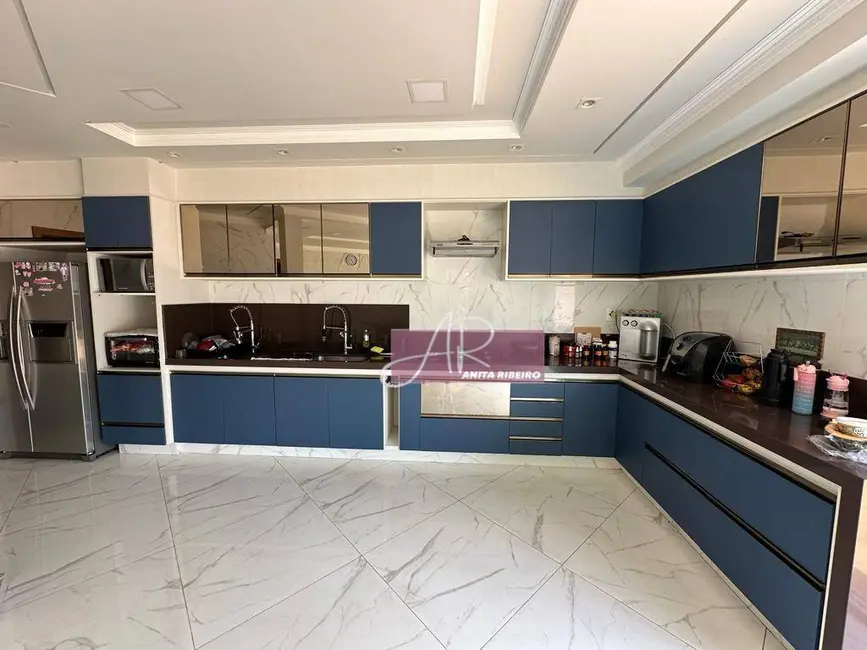 Foto 8 de Casa com 4 quartos à venda, 891m2 em Pouso Alegre - MG