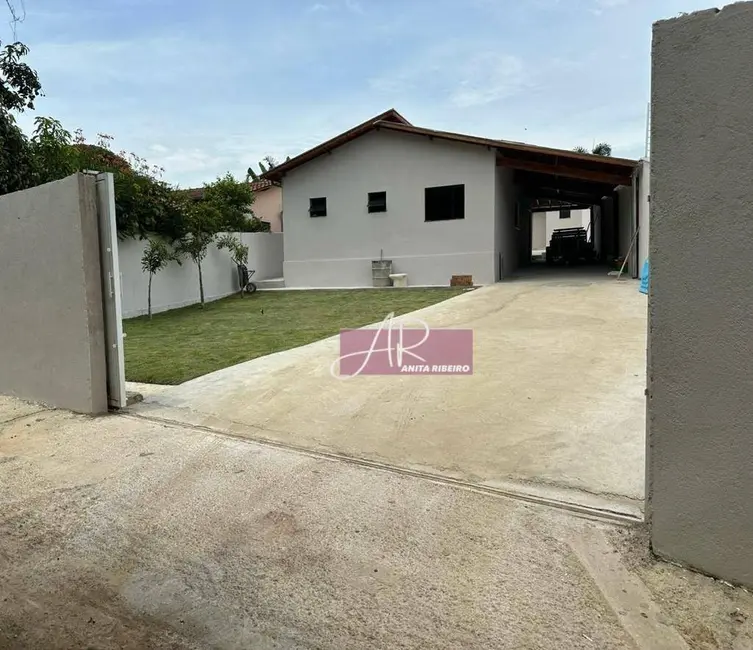 Foto 1 de Chácara com 3 quartos à venda, 600m2 em Pouso Alegre - MG