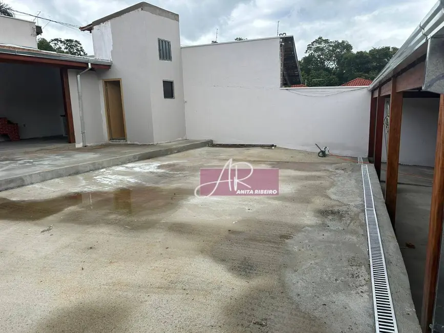 Chácara com 3 quartos à venda, 600m2 em Pouso Alegre - MG - imagem 4 Foto 4 de Chácara com 3 quartos à venda, 600m2 em Pouso Alegre - MG