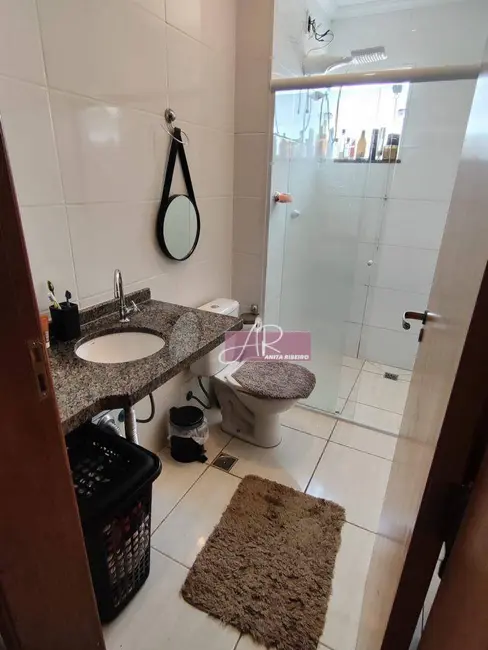 Foto 6 de Apartamento com 2 quartos à venda, 55m2 em Pouso Alegre - MG