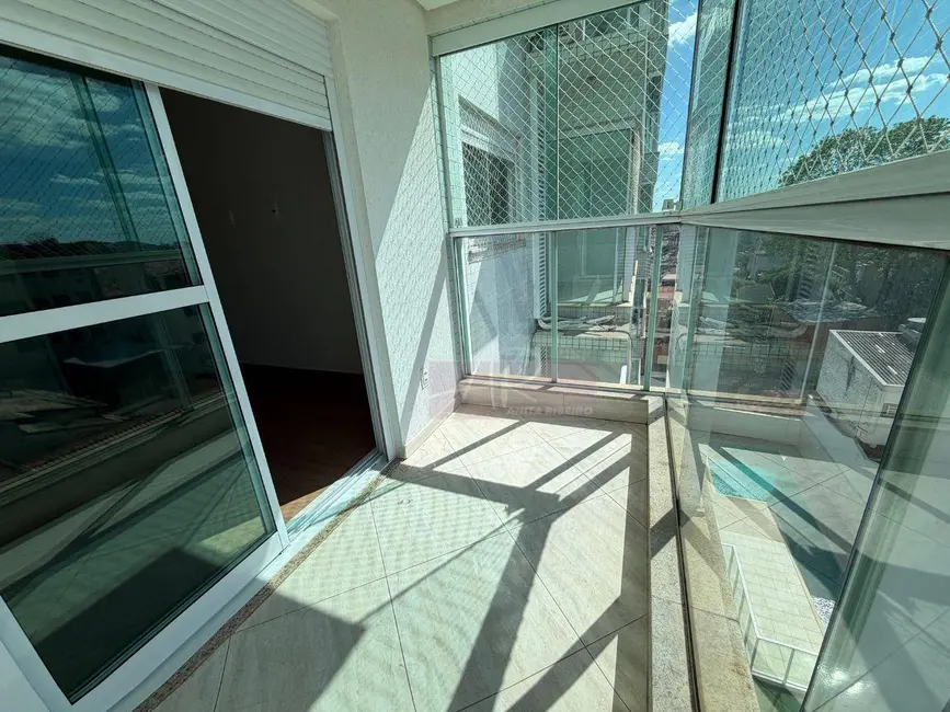 Foto 9 de Apartamento com 3 quartos à venda, 132m2 em Santa Dorotéia, Pouso Alegre - MG