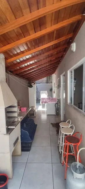 Foto 5 de Casa com 2 quartos à venda, 150m2 em Pouso Alegre - MG