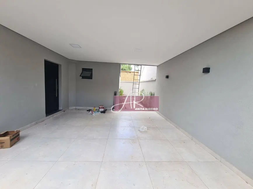 Foto 1 de Casa com 3 quartos à venda, 126m2 em Centro, Pouso Alegre - MG