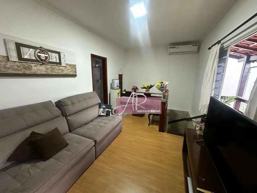 Casa com 4 quartos à venda, 300m2 em Colinas de Santa Bárbara, Pouso Alegre - MG - imagem 3 Foto 3 de Casa com 4 quartos à venda, 300m2 em Colinas de Santa Bárbara, Pouso Alegre - MG