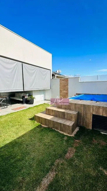 Foto 2 de Casa com 3 quartos à venda, 302m2 em Colinas de Santa Bárbara, Pouso Alegre - MG